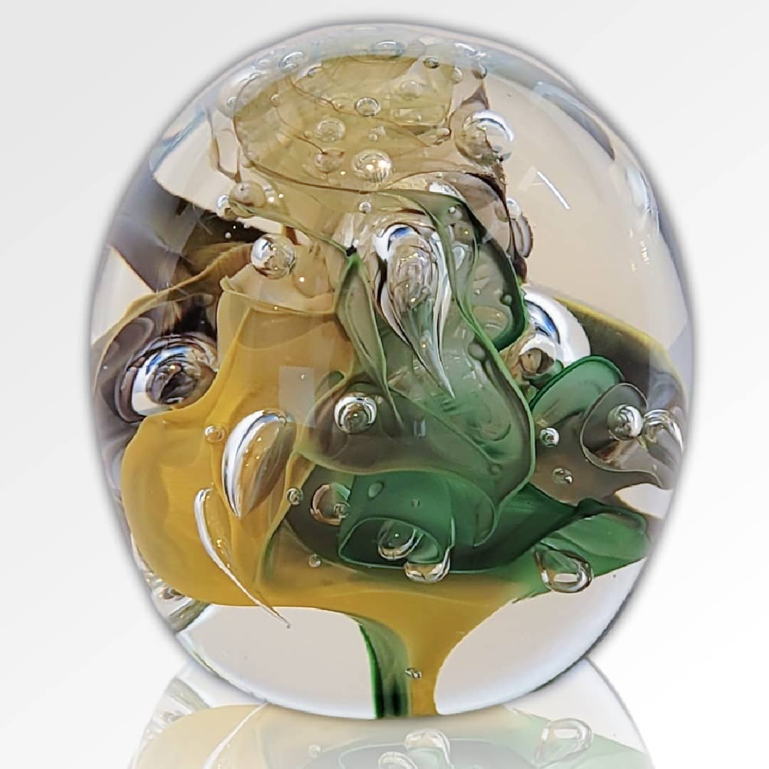 Peninsula-Based Australian Glass Artist Roberta Easton ~ 'Bubbly Sphere, Seagrass' - Curate Art & Design Gallery Sorrento Mornington Peninsula Melbourne